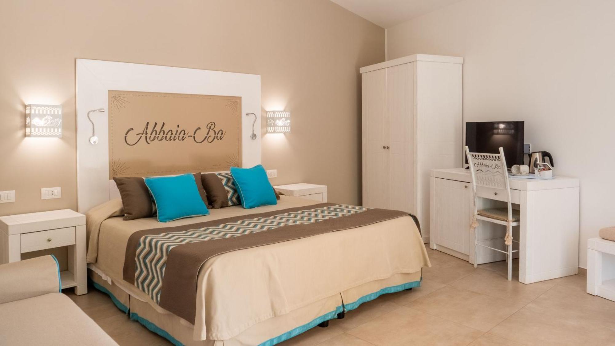 Resort Abbaia Ba Будони Екстериор снимка